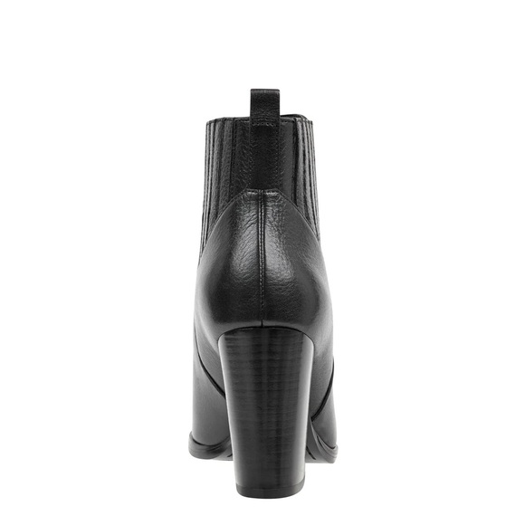 Marc Fisher Alva Bootie 6.5M in Black - Picture 3 of 8
